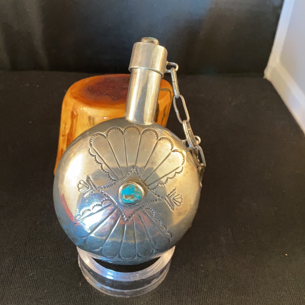 Vintage pawn 1970’ Flask - Picture 2 of 5